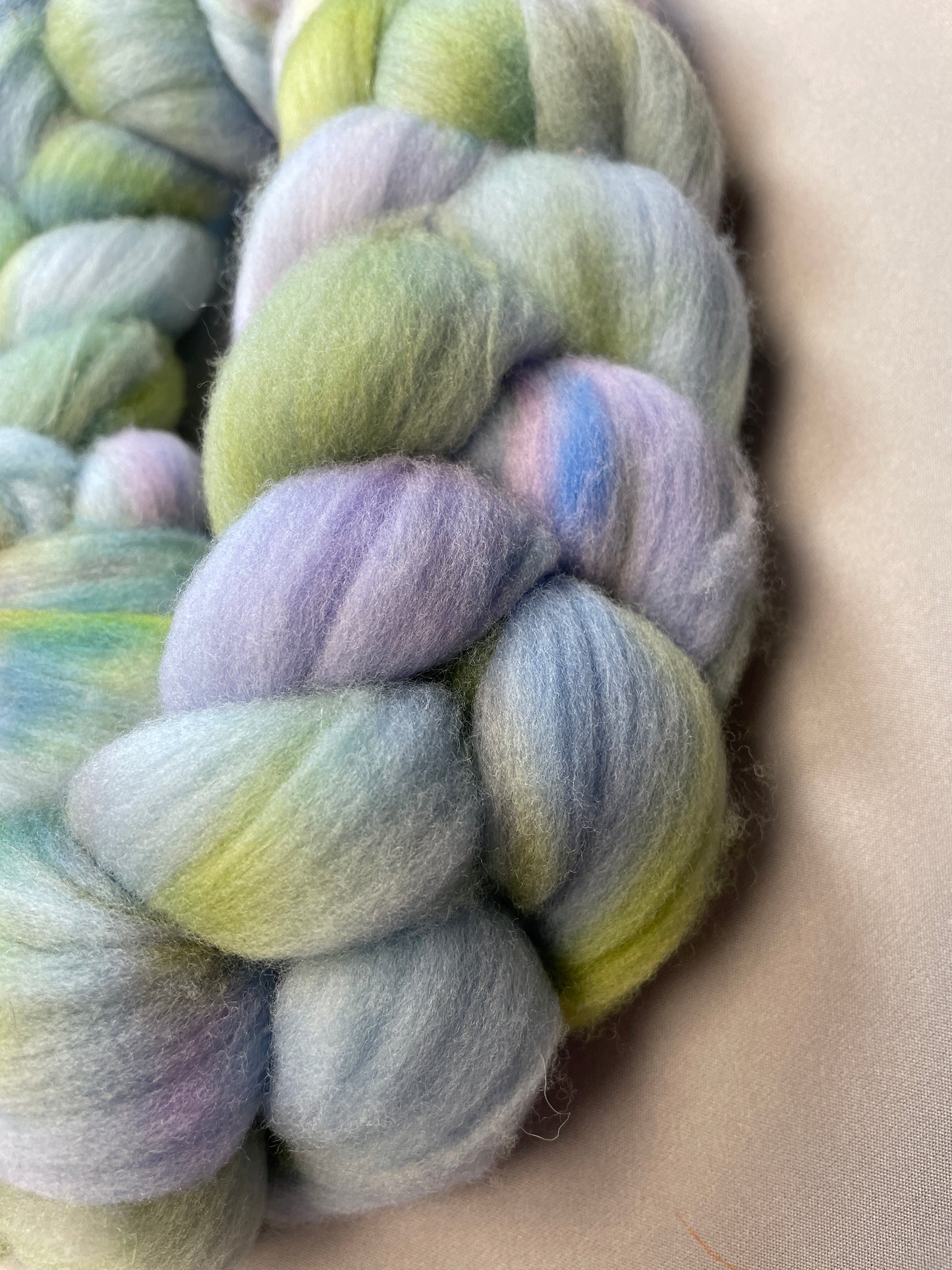 Rambouillet - Babbling Brooks 100g Fibre Roving