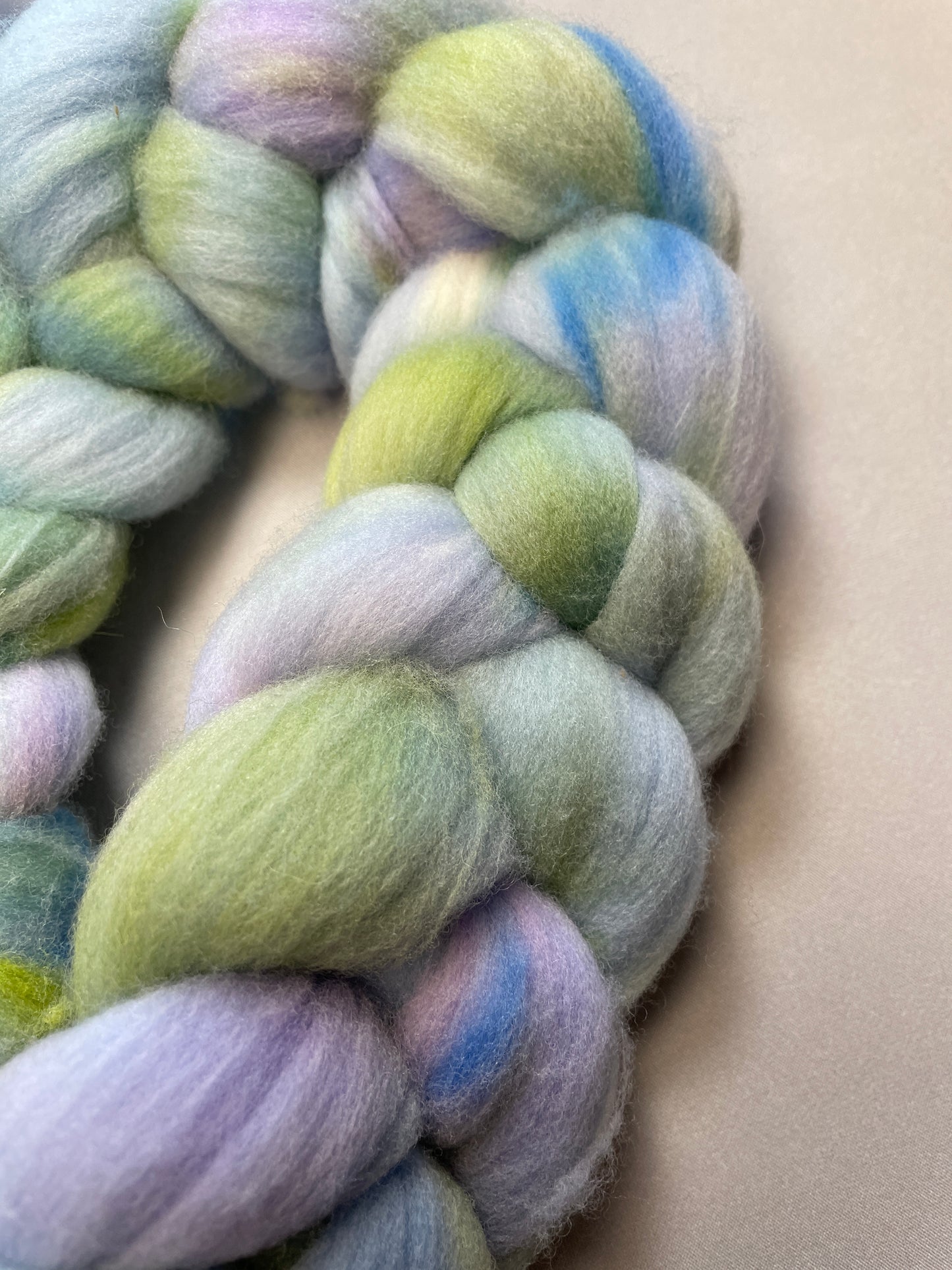 Rambouillet - Babbling Brooks 100g Fibre Roving