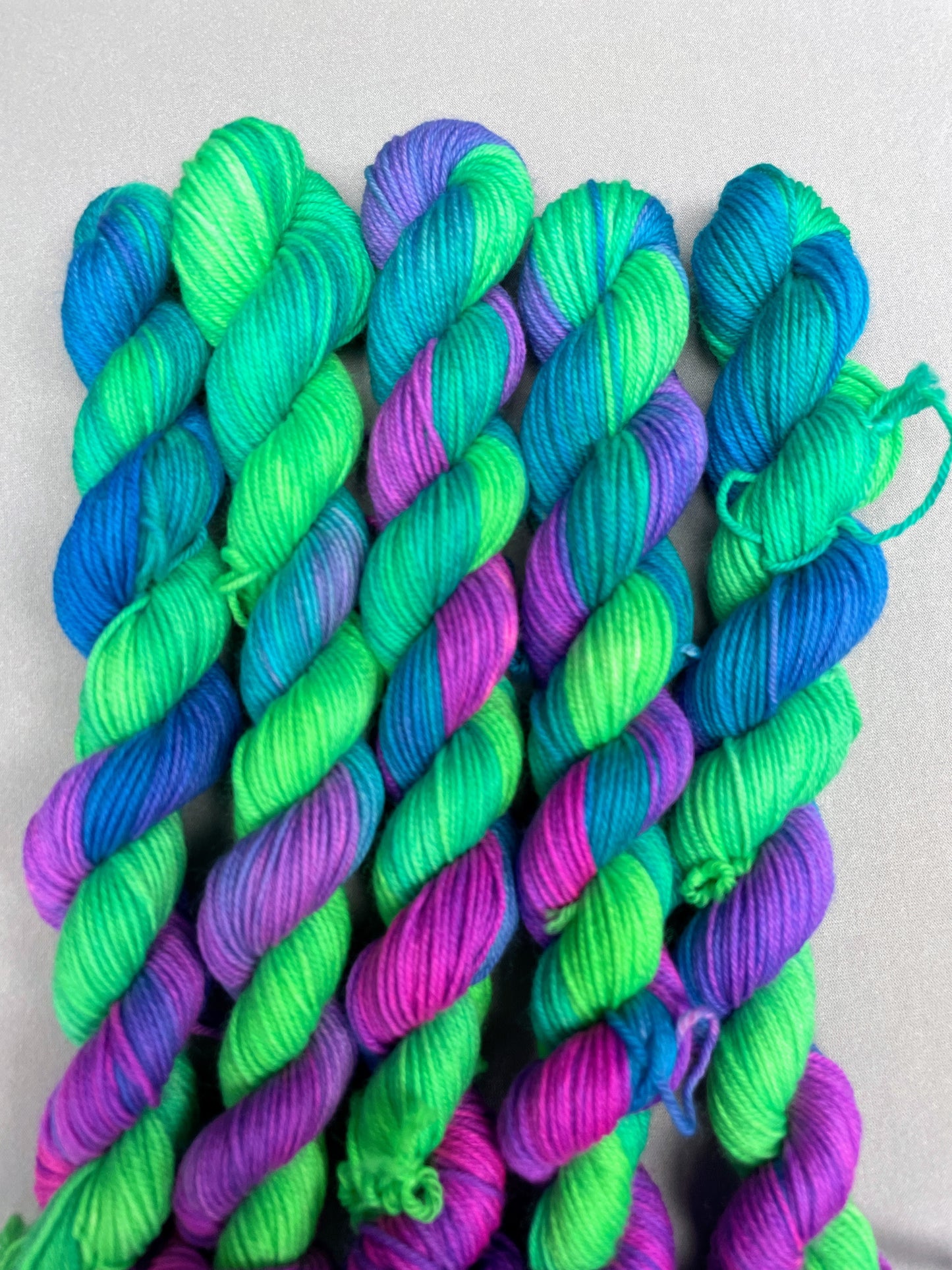 20g Tropical - Hand-dyed Yarn