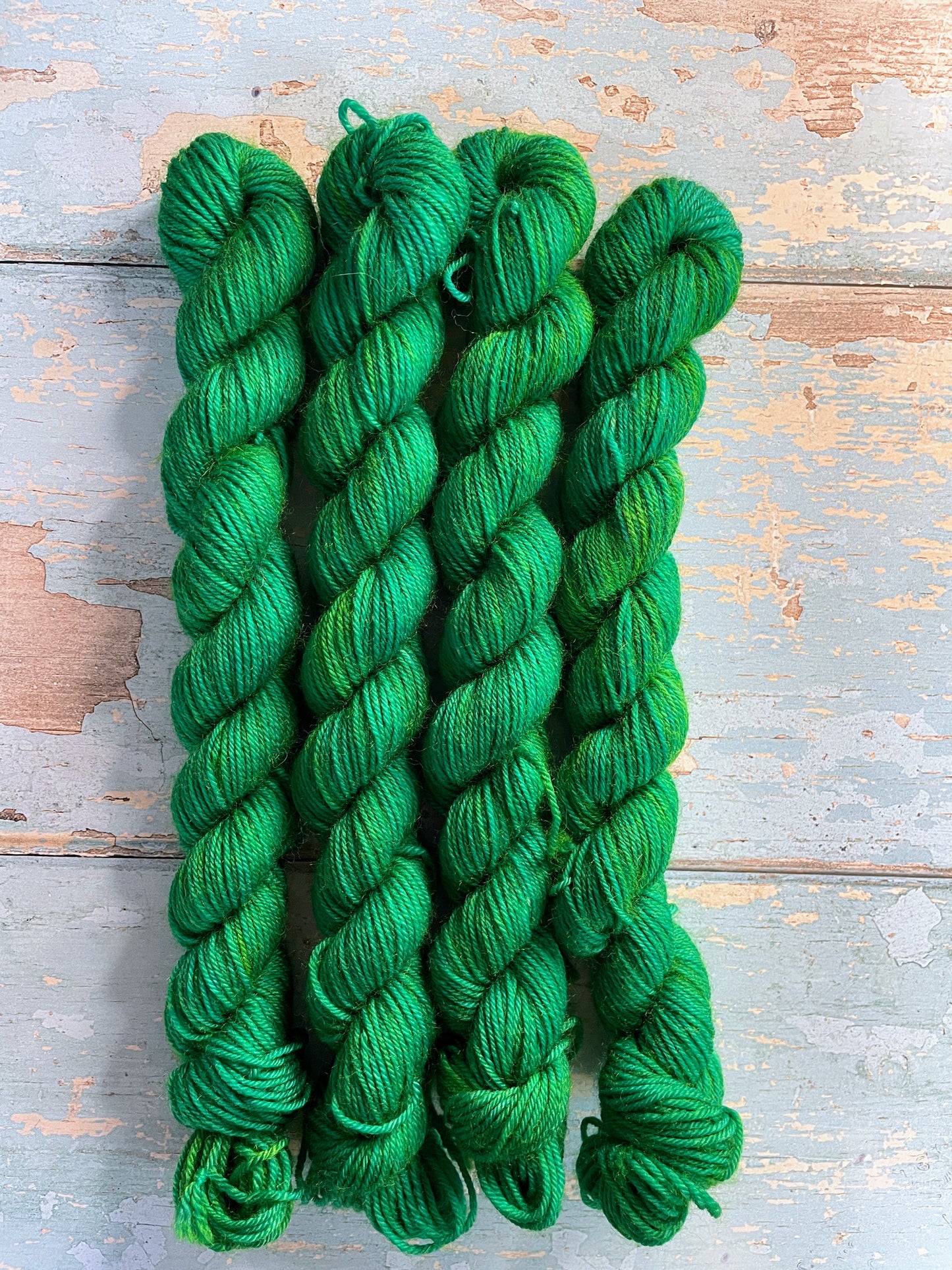 20g Emerald (semi-solid) - Hand-dyed Yarn