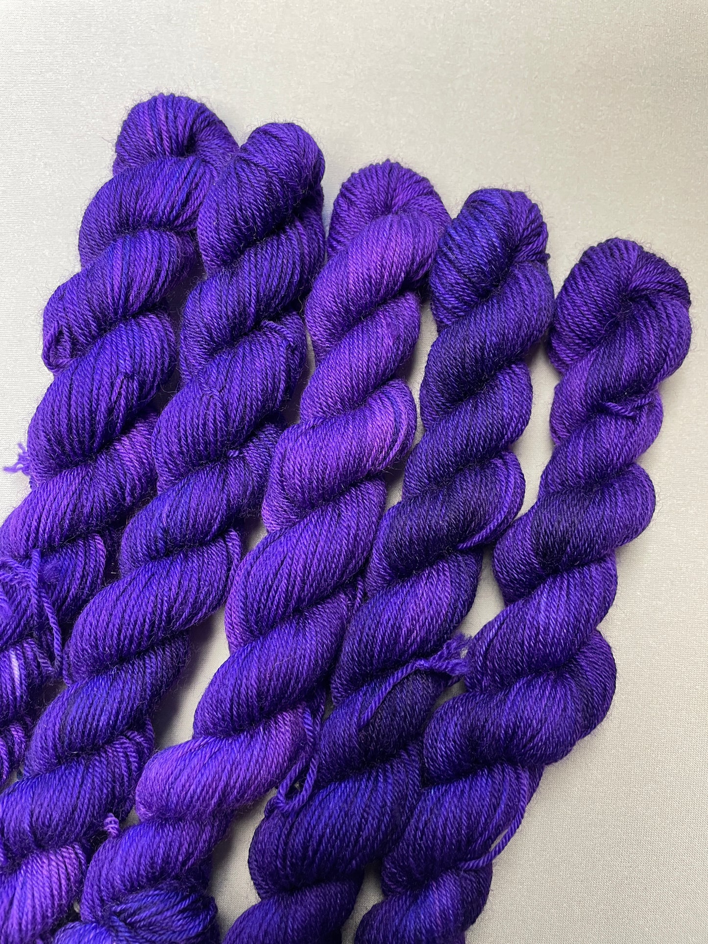 20g Purple (semi-solid) - Hand-dyed Yarn