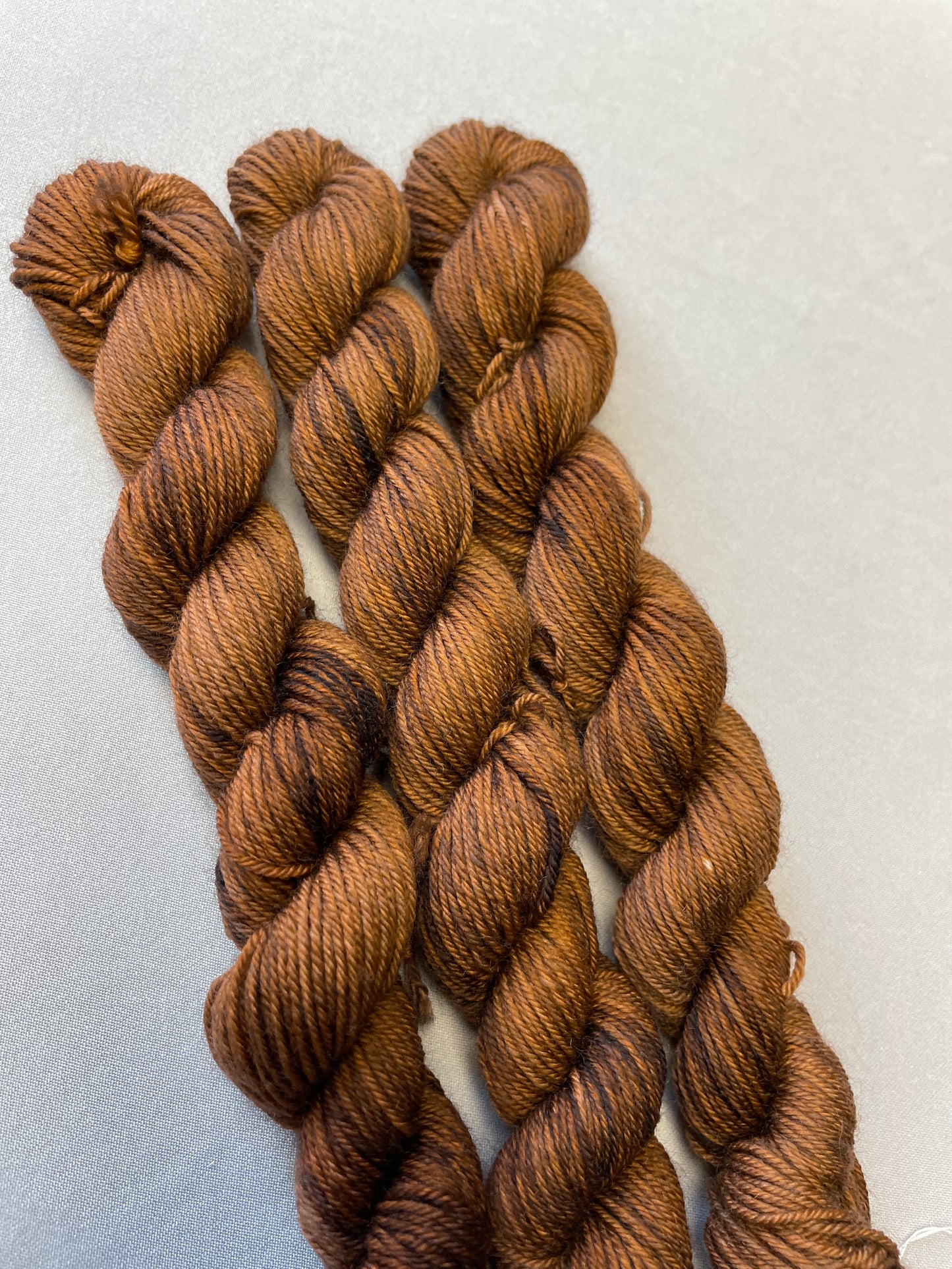 20g Chestnut (semi-solid) - Hand-dyed Yarn