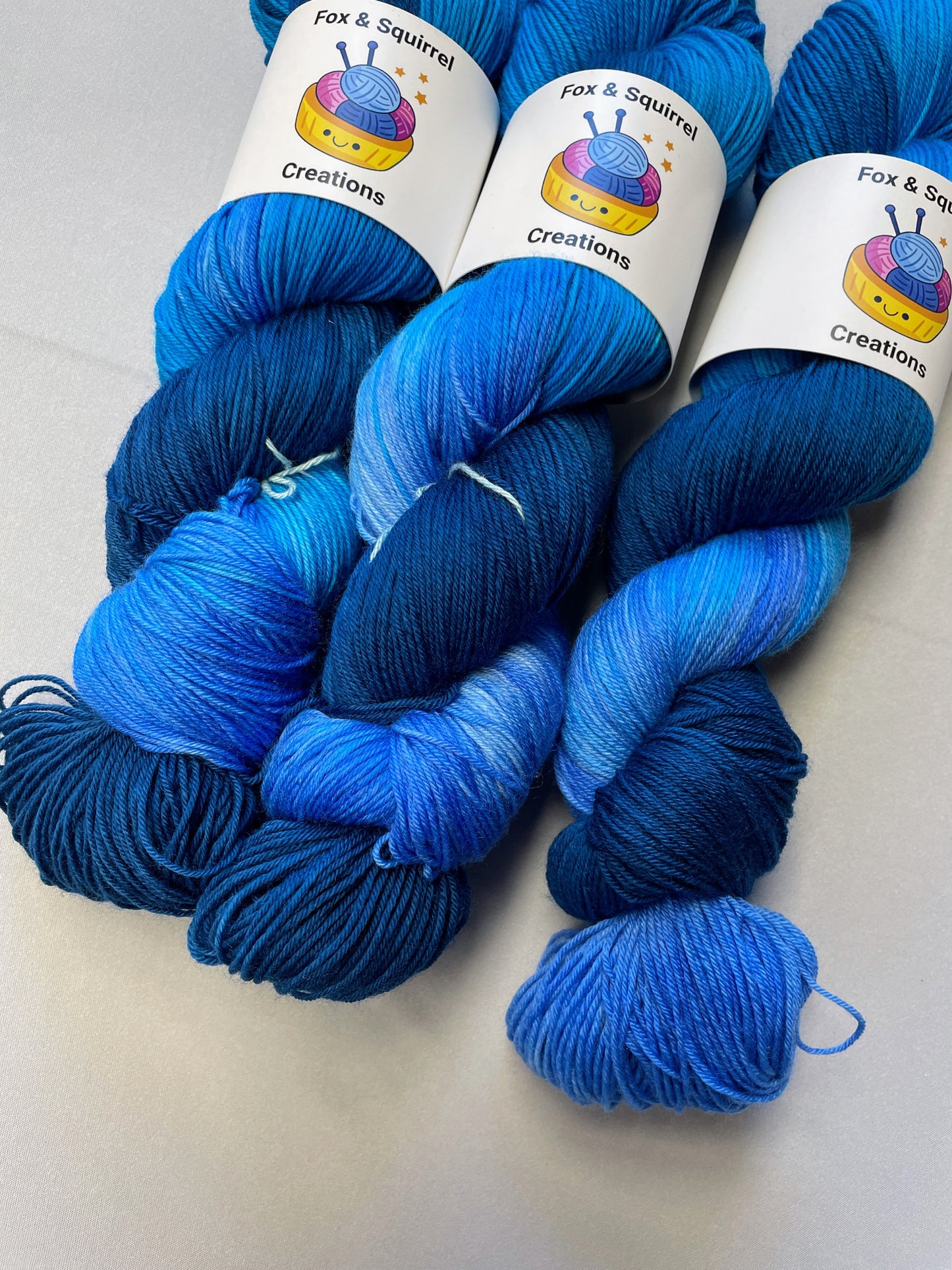 100g Waves - Hand-dyed Yarn