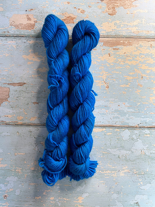 20g Cyan (semi-solid) - Hand-dyed Yarn