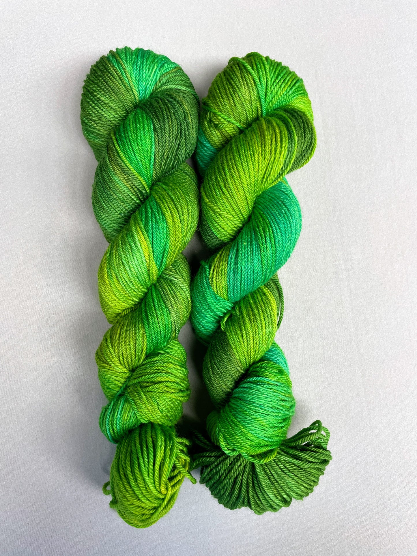 100g Mossy Frog - Hand-dyed Yarn