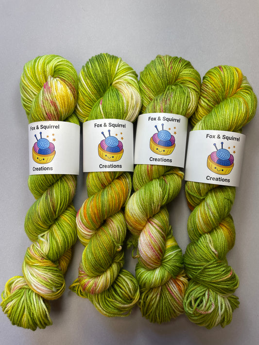 100g DK Vintage Rose Hand-dyed Yarn