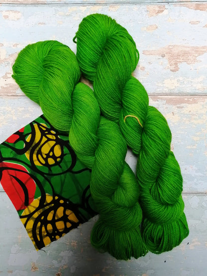 Sock - Kelly Green 100g Hand-dyed Yarn