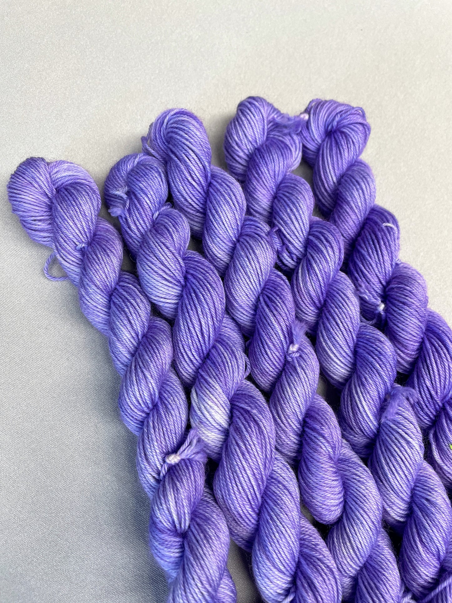 20g Lavender (semi-solid) - Hand-dyed Yarn