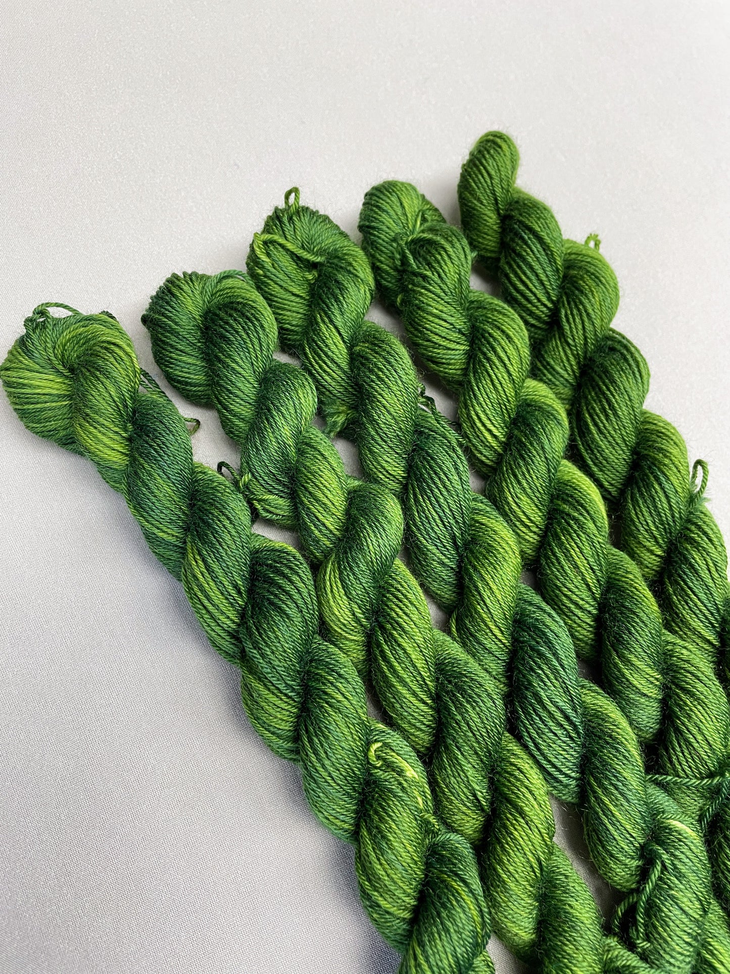 20g Moss Green (semi-solid) - Hand-dyed Yarn