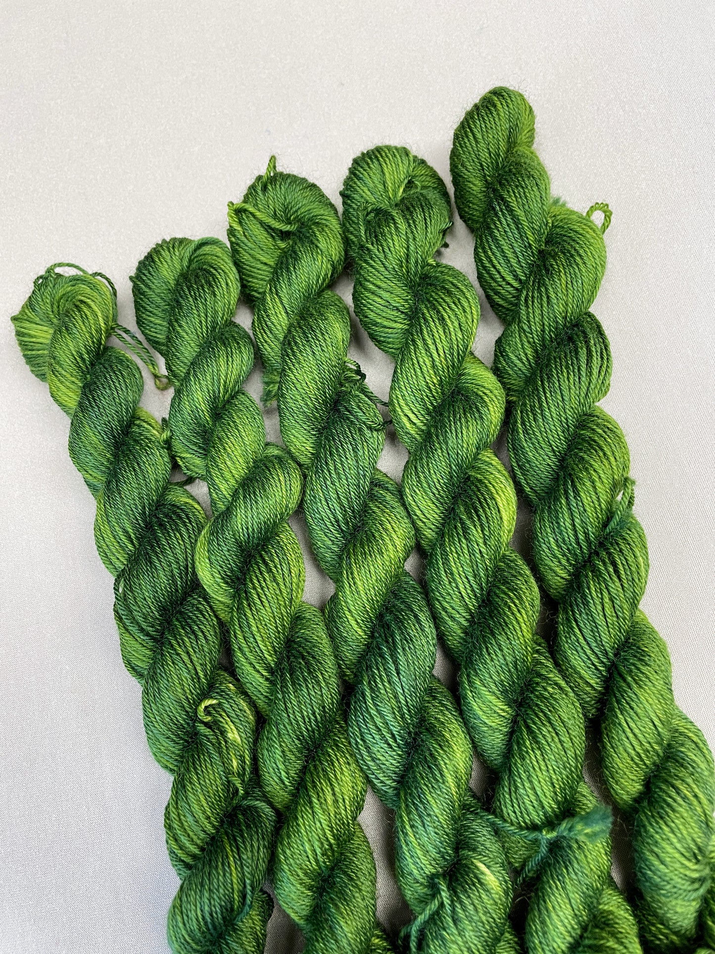 20g Moss Green (semi-solid) - Hand-dyed Yarn