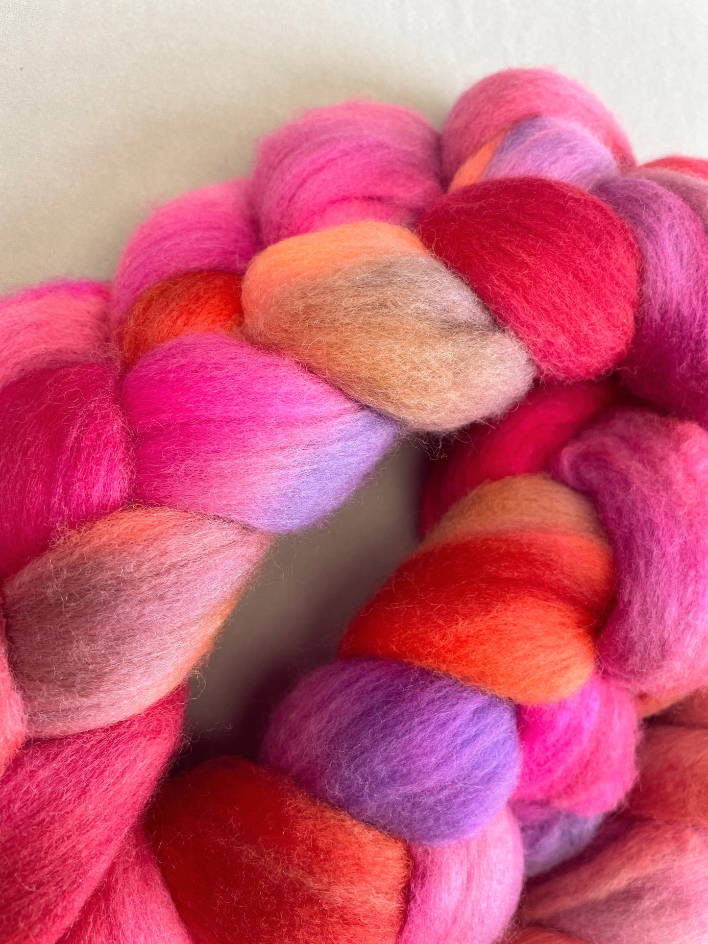 Polwarth - Pink Passion 100g Fibre Roving