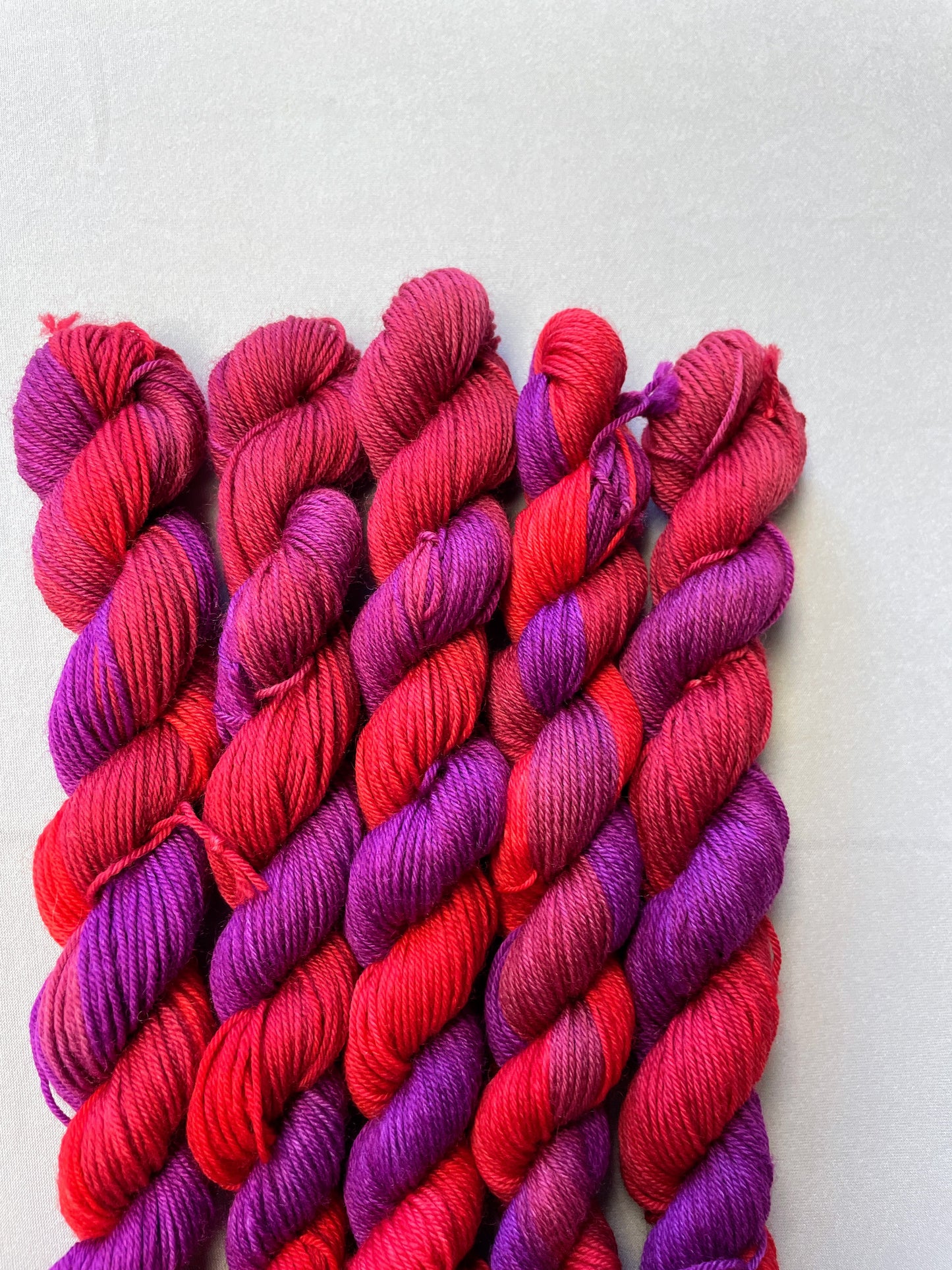 Plum Fizz - 20g Mini Skein