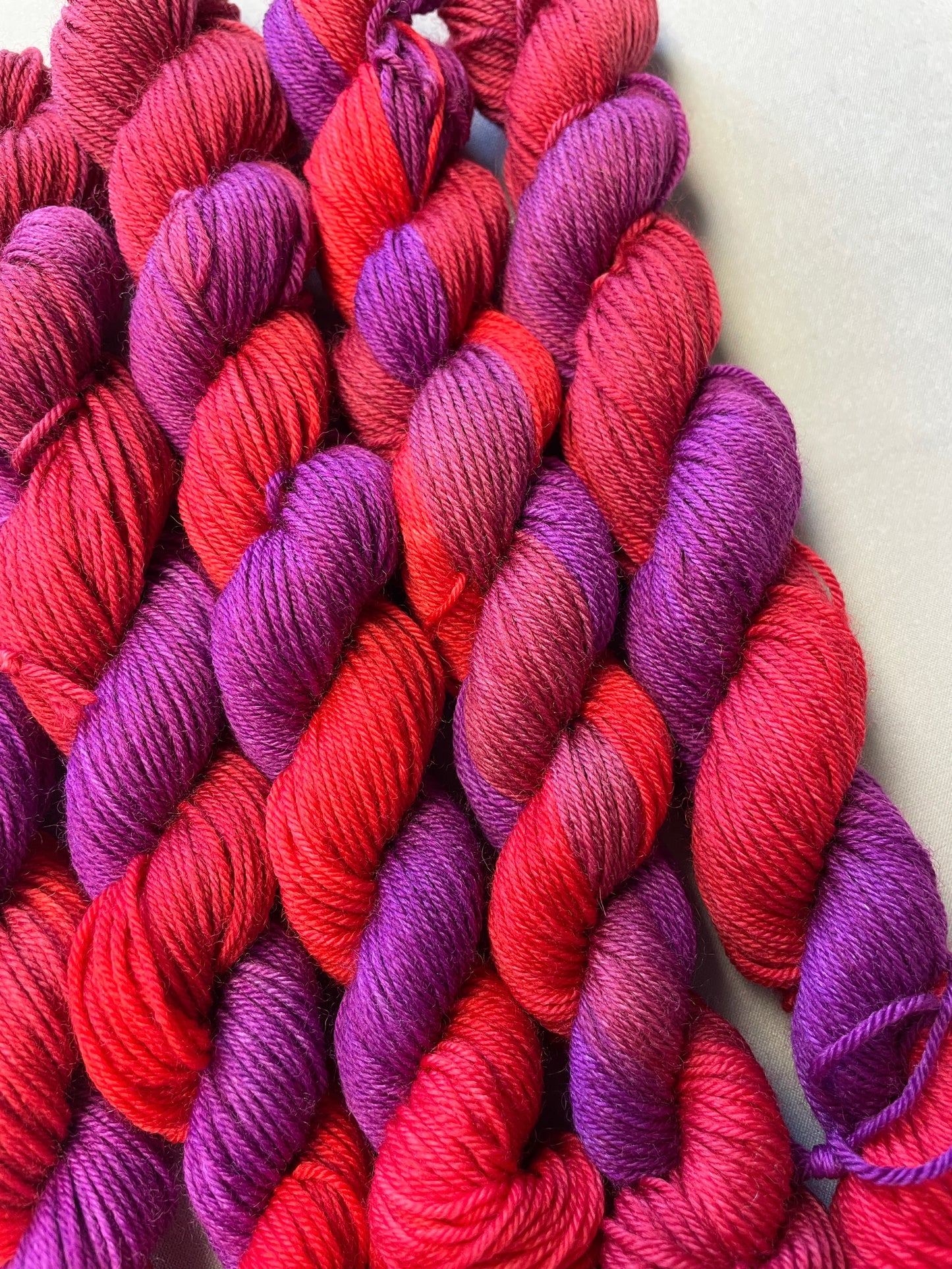 Plum Fizz - 20g Mini Skein