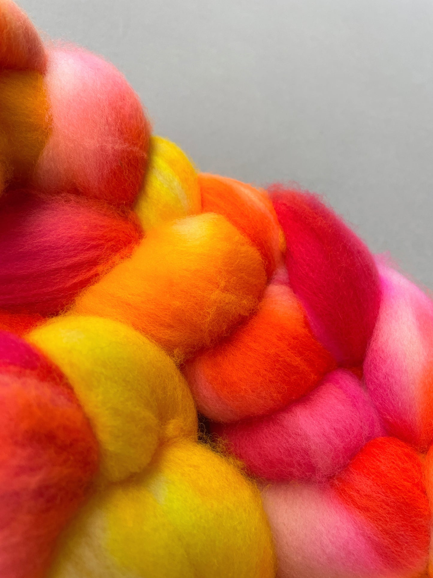 Merino (Superwash) - Neon Funk 100g Fibre Roving