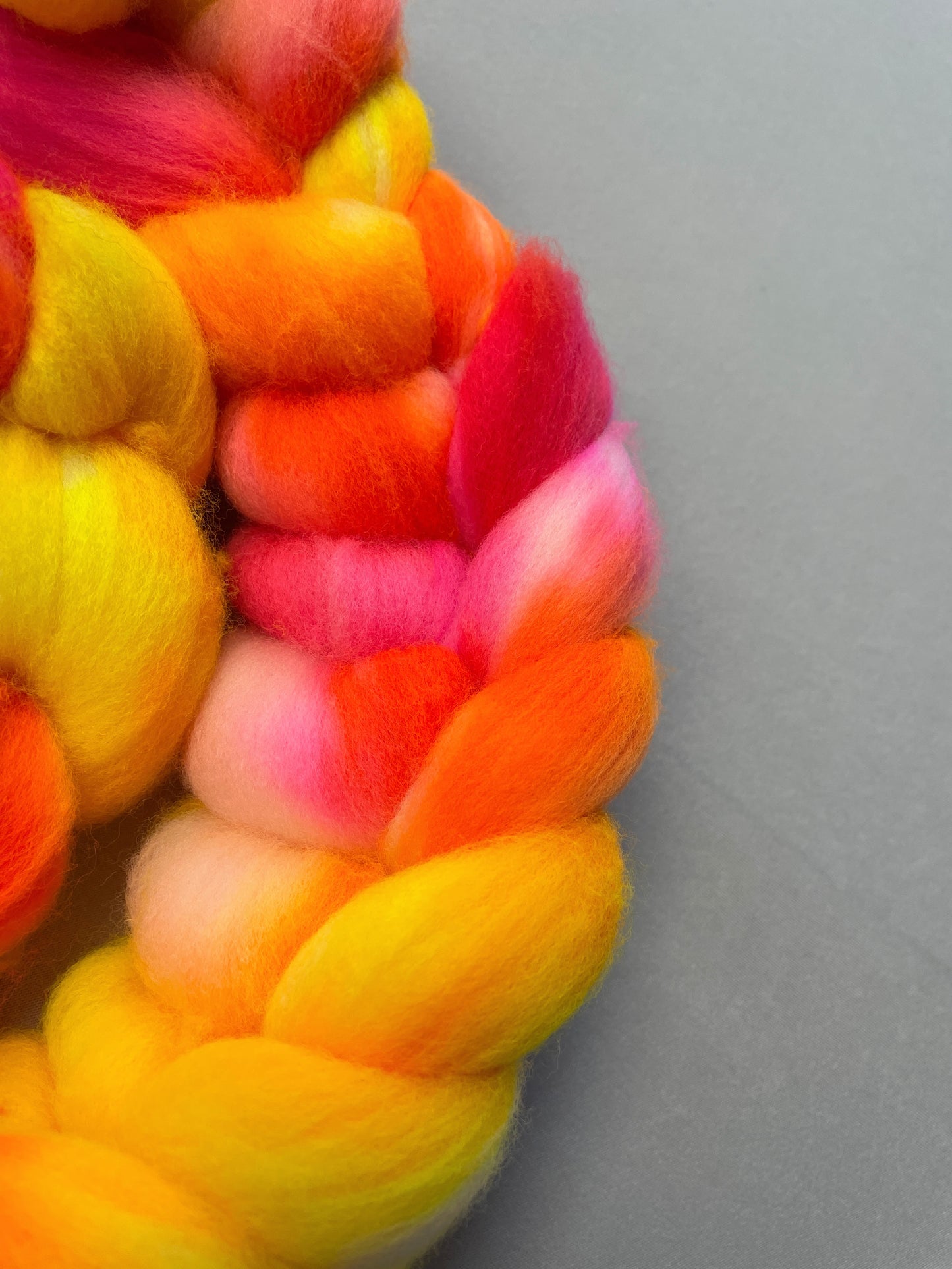 Merino (Superwash) - Neon Funk 100g Fibre Roving