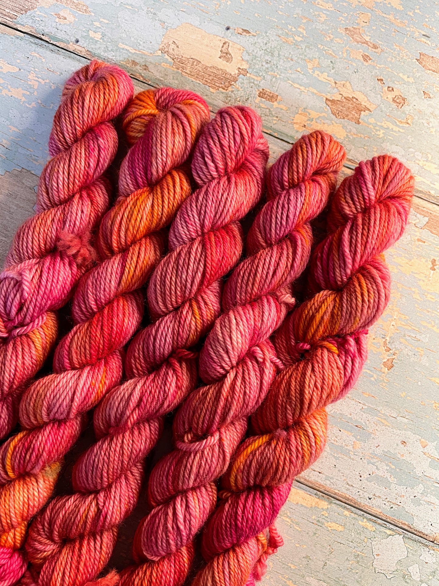 DK - Raspberry Sundae 20g Mini Skein