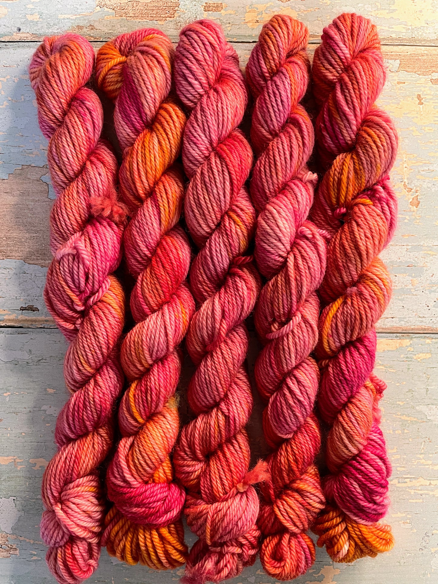 DK - Raspberry Sundae 20g Mini Skein