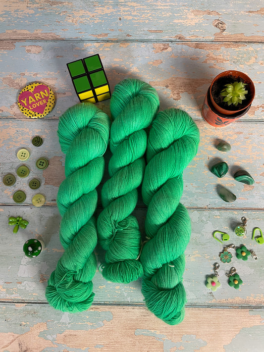 DK - Apple 100g Hand-dyed Yarn