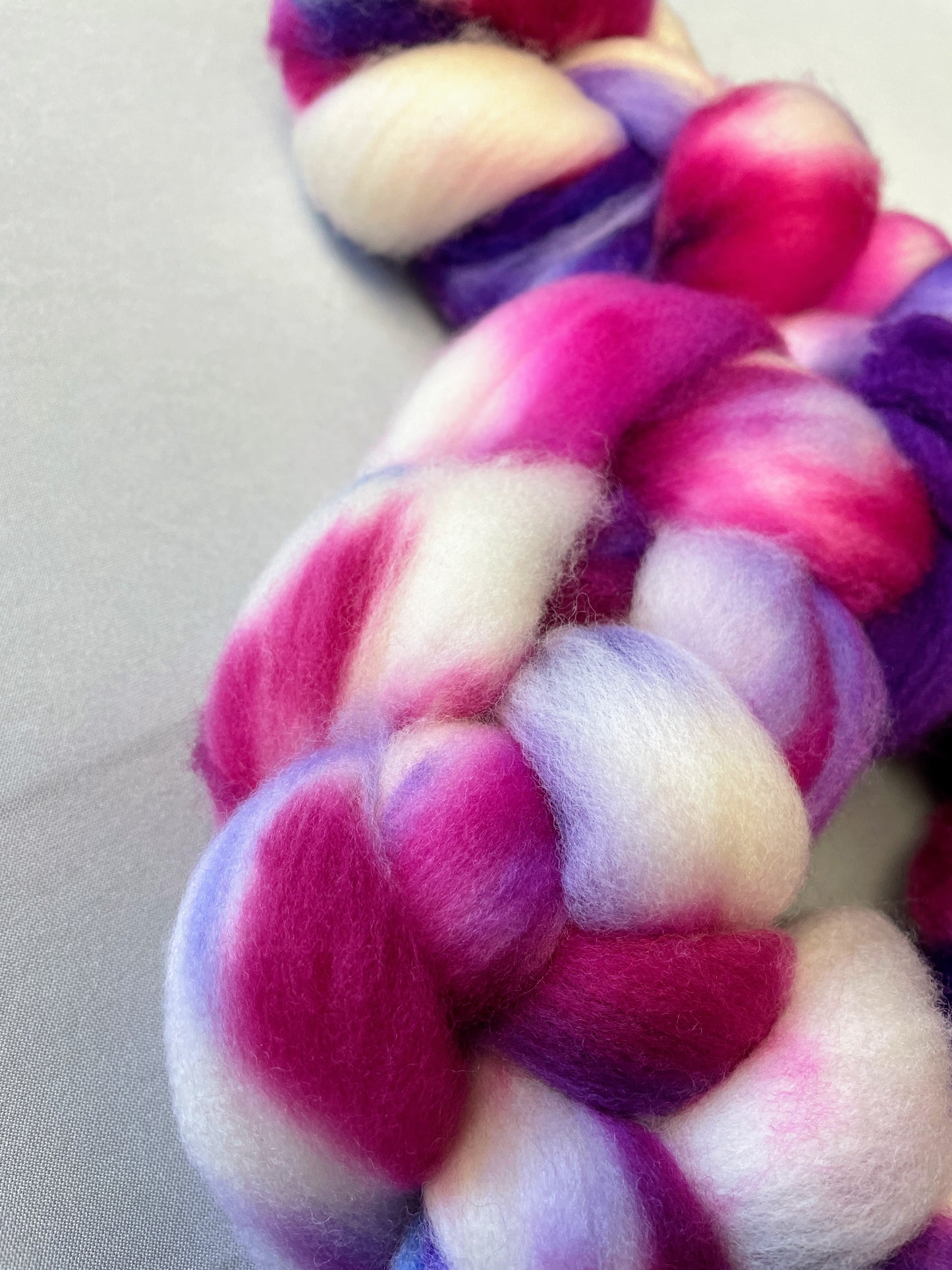 Merino (Superwash) - Winter Berries 100g Fibre Roving